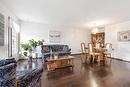 140 Tallman Street, Winnipeg, MB  - Indoor Photo Showing Living Room 