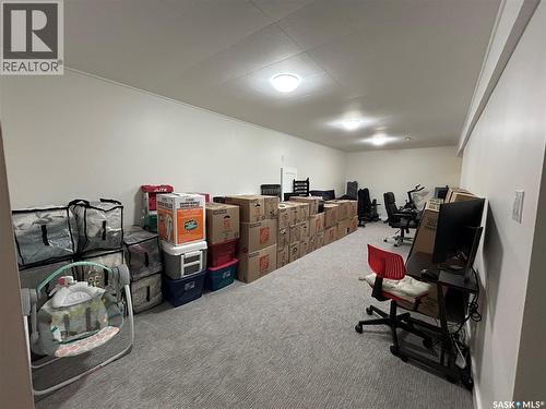 2616 Clarence Avenue S, Saskatoon, SK - Indoor