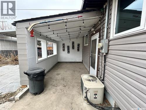 2616 Clarence Avenue S, Saskatoon, SK - Outdoor With Exterior