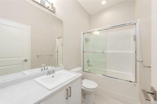 #405-3351 Luxton Rd, Langford, BC 