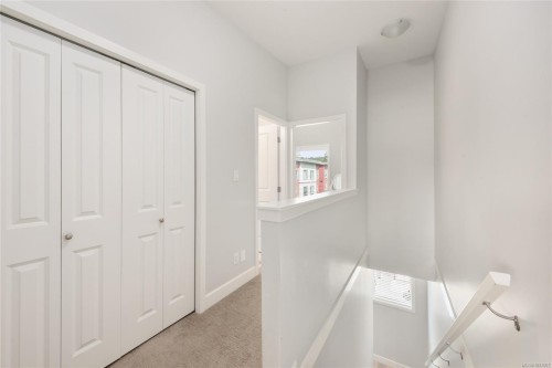 #405-3351 Luxton Rd, Langford, BC 