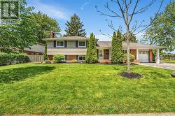 370 DUNLOP CRESCENT  Burlington, ON L7L 3N7