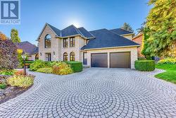 54 DEERVIEW AVENUE Hamilton, ON L9G 4R8