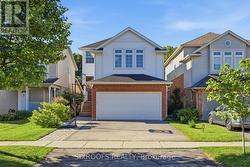 414 HAVENDALE CRESCENT  Waterloo, ON N2T 2T3