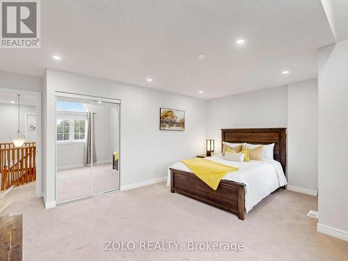 70 Doon Mills Drive, Kitchener, ON - Indoor Photo Showing Bedroom