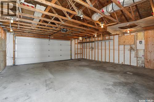 330B X Avenue S, Saskatoon, SK - Indoor Photo Showing Garage