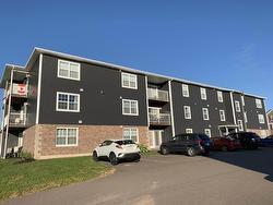 150 Heron Dr. Stratford, PE C1B 2X8