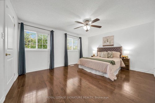 2479 Grindstone Court, Mississauga, ON - Indoor Photo Showing Bedroom