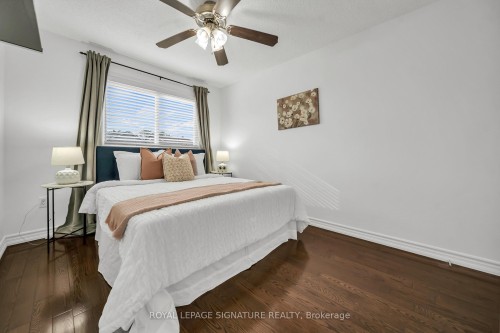 2479 Grindstone Court, Mississauga, ON - Indoor Photo Showing Bedroom