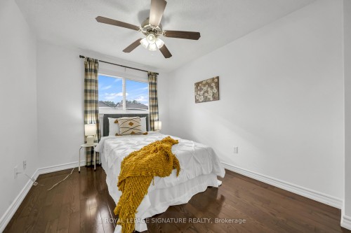 2479 Grindstone Court, Mississauga, ON - Indoor Photo Showing Bedroom