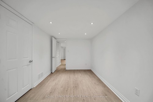 2479 Grindstone Court, Mississauga, ON - Indoor Photo Showing Other Room