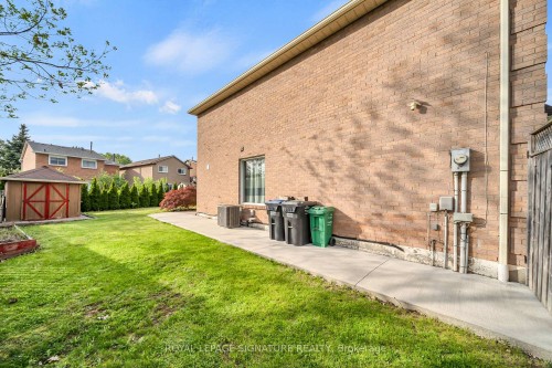 2479 Grindstone Court, Mississauga, ON - Outdoor