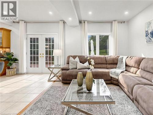 70 Doon Mills Drive, Kitchener, ON - Indoor Photo Showing Living Room