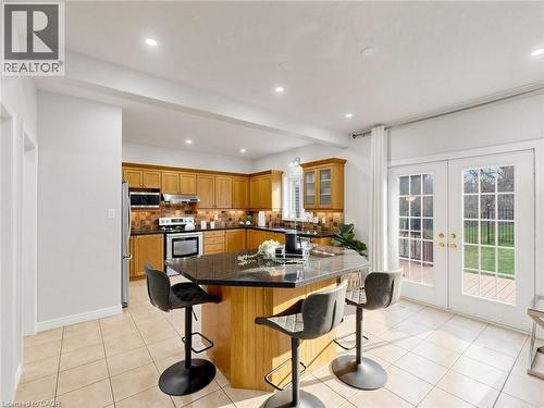 70 Doon Mills Drive, Kitchener, ON - Indoor Photo Showing Kitchen