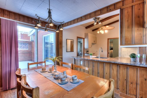 Coin-repas - 139 Av. Giroux, Laval (Laval-Des-Rapides), QC - Indoor Photo Showing Dining Room