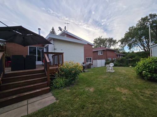 Cour - 139 Av. Giroux, Laval (Laval-Des-Rapides), QC - Outdoor