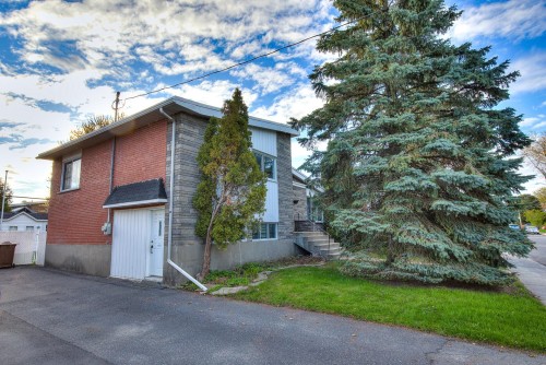 Façade - 139 Av. Giroux, Laval (Laval-Des-Rapides), QC - Outdoor