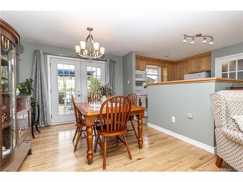 60 Doyle Crt, Fredericton, NB 