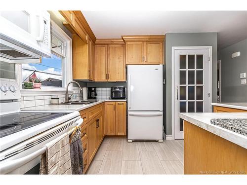 60 Doyle Crt, Fredericton, NB 