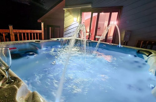 Spa - 3497 Ch. Du Village, Saint-Adolphe-D'Howard, QC - Outdoor