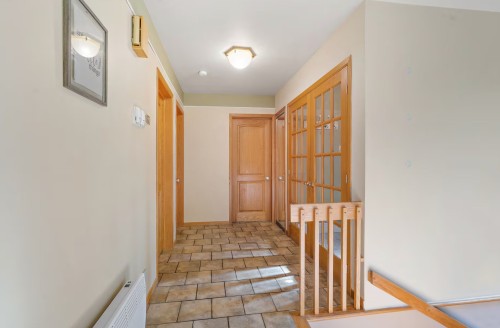 Hall d'entrée/Vestibule - 3497 Ch. Du Village, Saint-Adolphe-D'Howard, QC - Indoor Photo Showing Other Room