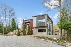 25 Ch. Thibault  Val-Des-Monts, QC J8N 4H6