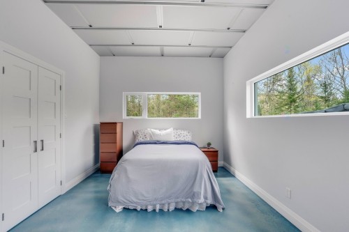Bedroom - 25 Ch. Thibault, Val-Des-Monts, QC - Indoor Photo Showing Bedroom