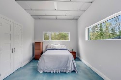 Bedroom - 