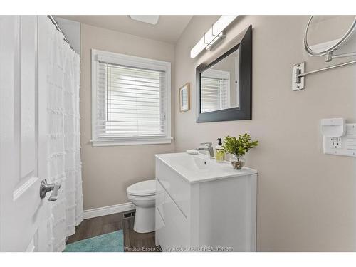457 Watson, Windsor, ON 