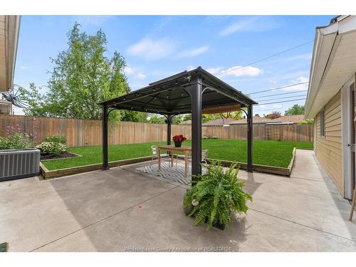 457 Watson, Windsor, ON 