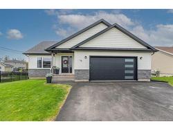 16 Pebble Creek WY Moncton, NB E1E 0C8