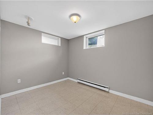 242 Broadway St, Moncton, NB 