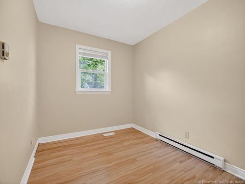 242 Broadway St, Moncton, NB 