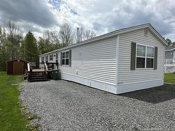 49 Eastwood ST  Fredericton, NB E3B 6M8