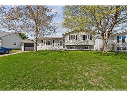 12 Welland ST Riverview, NB E1B 4L8