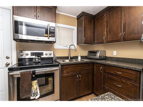 86 Hedgeview Dr, Fredericton, NB 