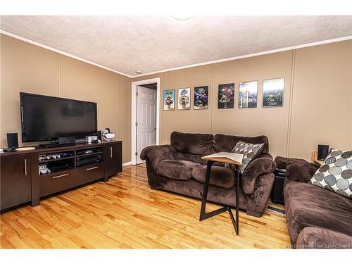 86 Hedgeview Dr, Fredericton, NB 