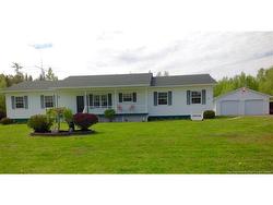 19 Apple LANE Keswick Ridge, NB E6L 1P5