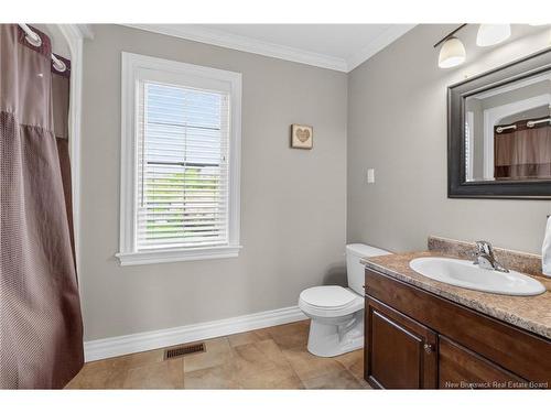 5 Blackstone Dr, Moncton, NB 