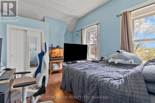 2nd floor bedroom - 171 Killaly Street W, Port Colborne (Main Street), ON - Indoor Photo Showing Bedroom