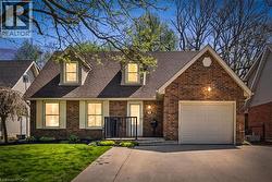 70 PEACHTREE Crescent  Cambridge, ON N1S 4W3