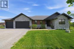 144 HIDDENVALLEY DRIVE Belleville (Thurlow Ward), ON K0K 2V0