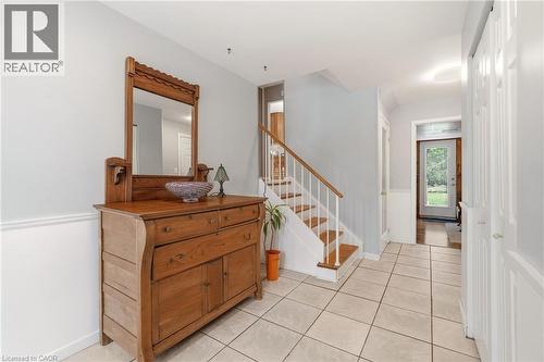 731 Mullin Way, Burlington, ON - Indoor Photo Showing Other Room