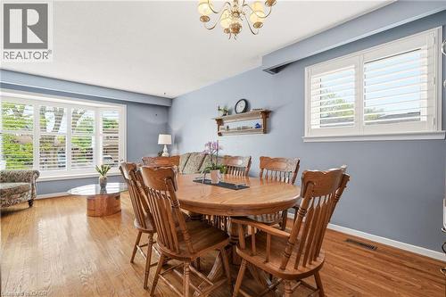 731 Mullin Way, Burlington, ON - Indoor Photo Showing Dining Room
