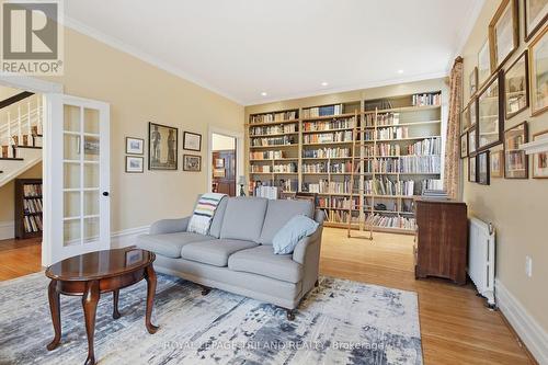 Main Floor: Living Room/Library - 937 Waterloo Street, London East (East B), ON - Indoor