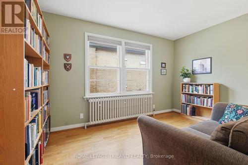 Main Floor: Sitting Room/Office - 937 Waterloo Street, London East (East B), ON - Indoor