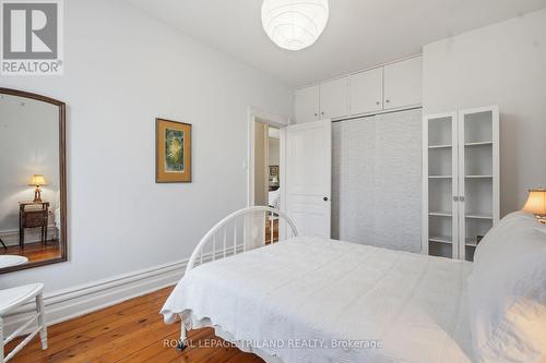 937 Waterloo Street, London East (East B), ON - Indoor Photo Showing Bedroom