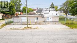 431 CAMPBELL STREET Sarnia, ON N7T 2J1
