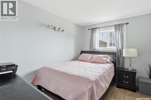 165 3Rd Street, Pilot Butte, SK - Indoor Photo Showing Bedroom