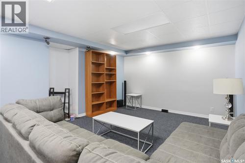 165 3Rd Street, Pilot Butte, SK - Indoor